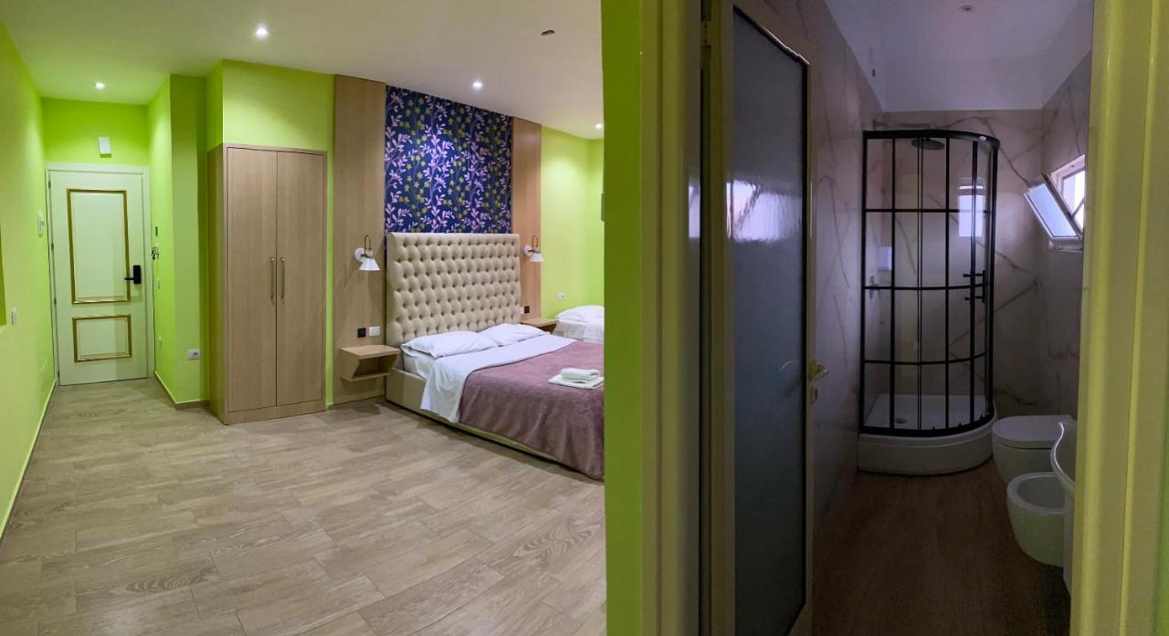 Pilo Lala Hotel Lushnje Luaran gambar